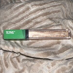 Tetris nude shimmer lip gloss